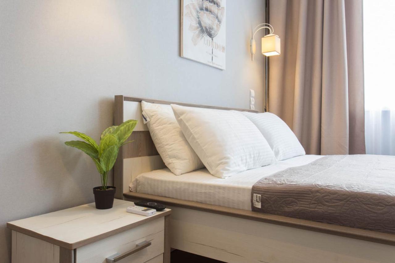 Lux Studio Near Metro Yaroslava Mudroho, Universytet - Chernyshevska Str 95-4 Харків Екстер'єр фото