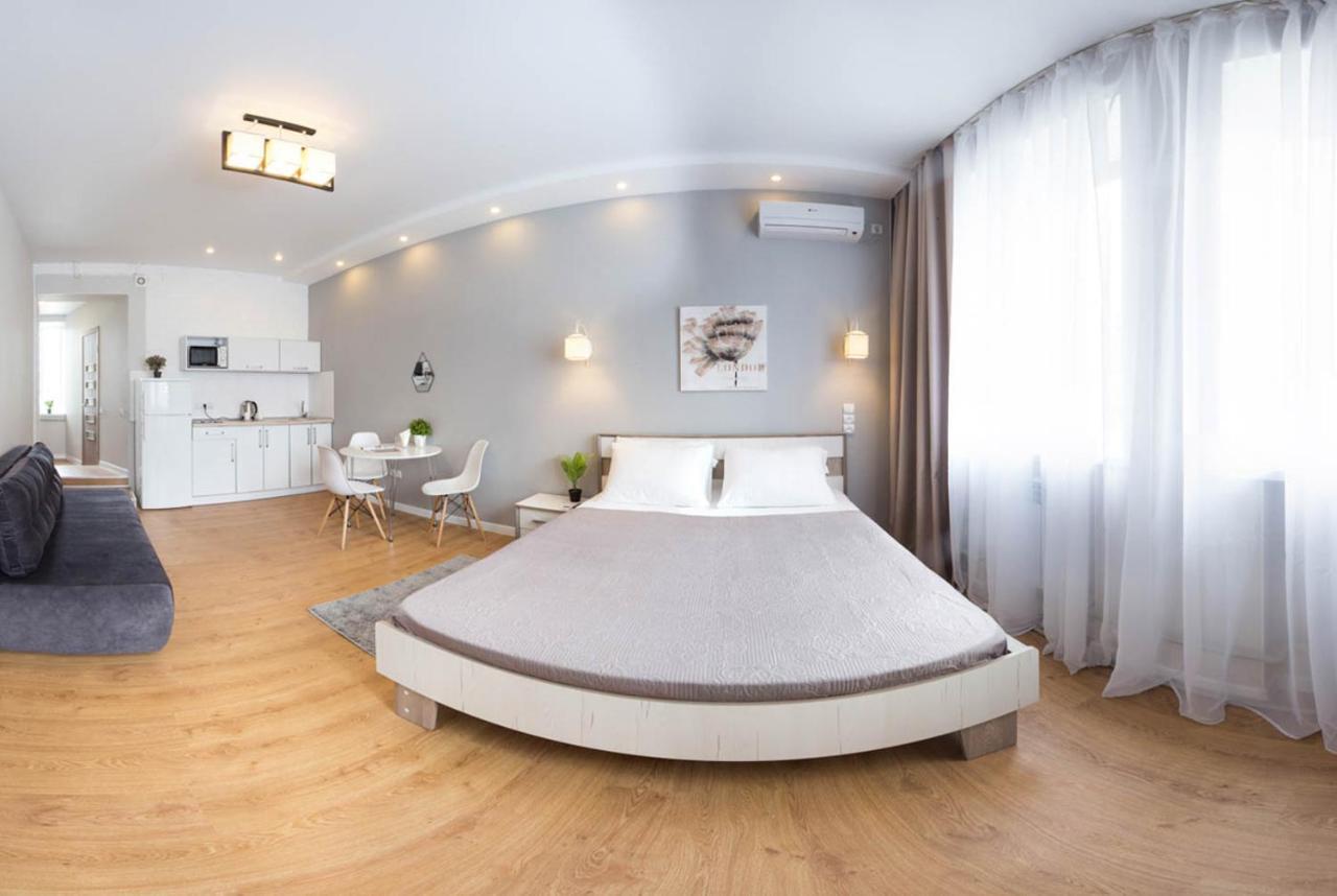 Lux Studio Near Metro Yaroslava Mudroho, Universytet - Chernyshevska Str 95-4 Харків Екстер'єр фото
