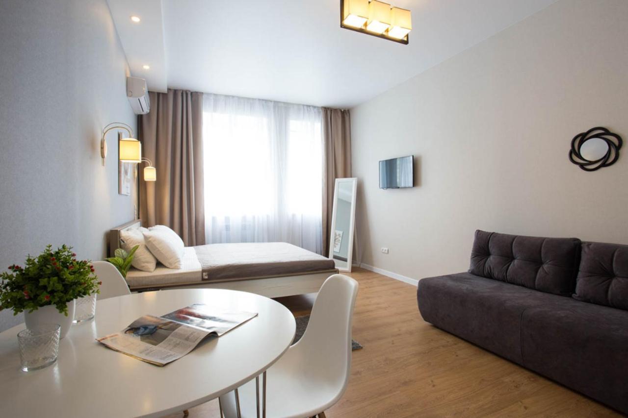 Lux Studio Near Metro Yaroslava Mudroho, Universytet - Chernyshevska Str 95-4 Харків Екстер'єр фото